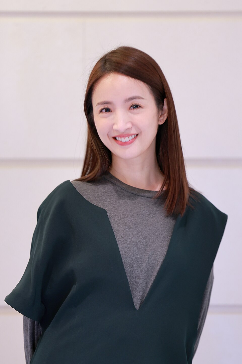 何同學