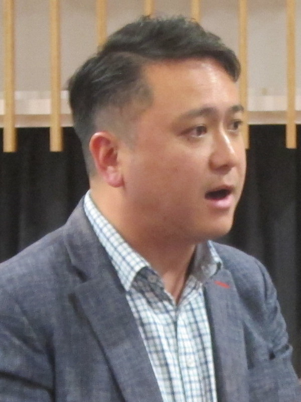 李世榮